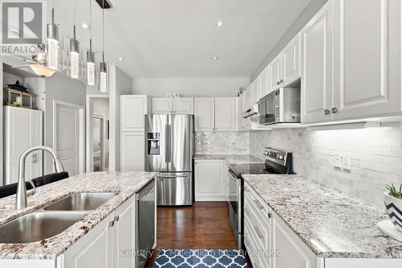 22 Cooper Street — photo 14 of 40