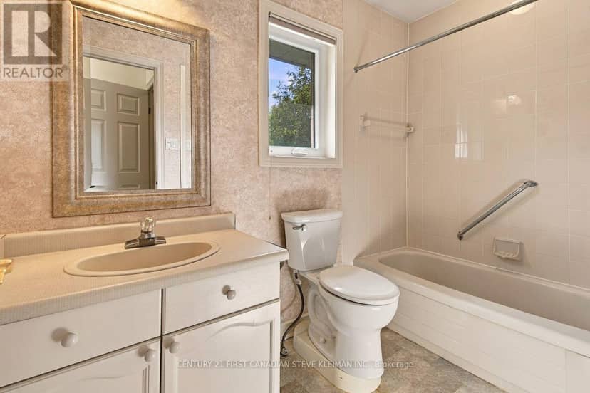 104 - 1500 Richmond Street — photo 18 of 27