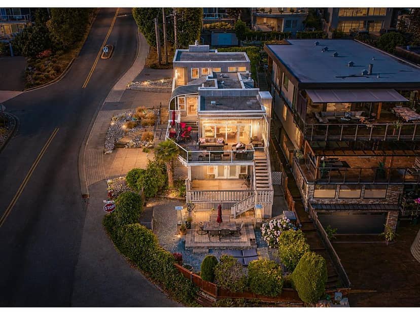 1246 OXFORD ST STREET, White Rock, photo 4