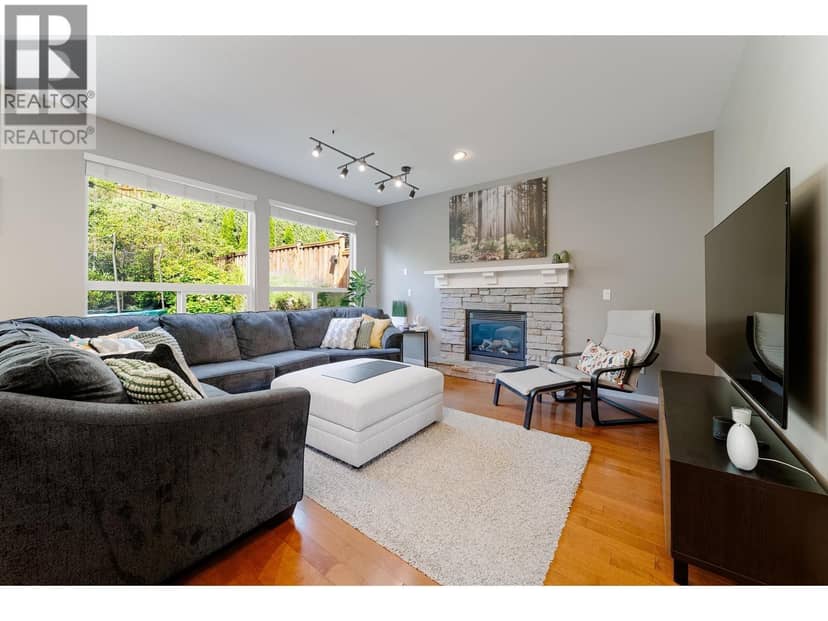 143 MAPLE DRIVE, Port Moody, photo 3