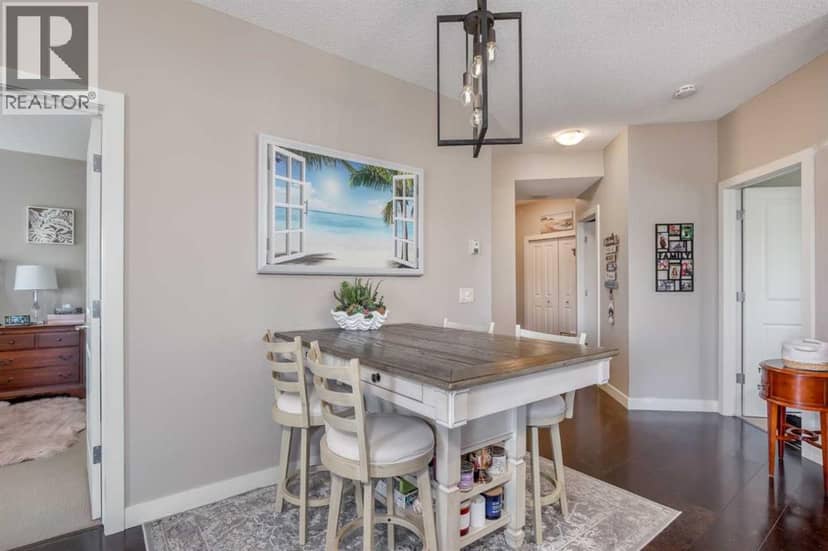 320, 205 Sunset Drive, Cochrane, photo 8