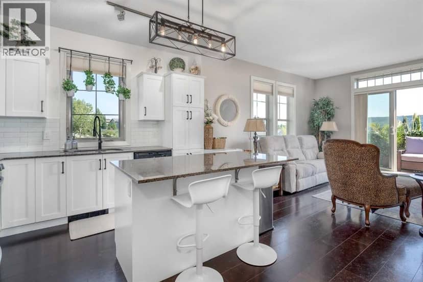 320, 205 Sunset Drive, Cochrane