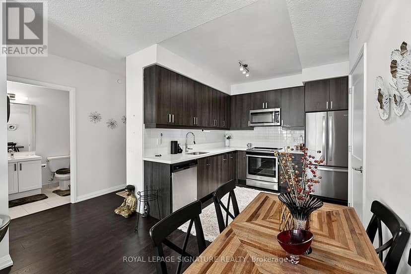 2908 - 7895 Jane Street — photo 6 of 31