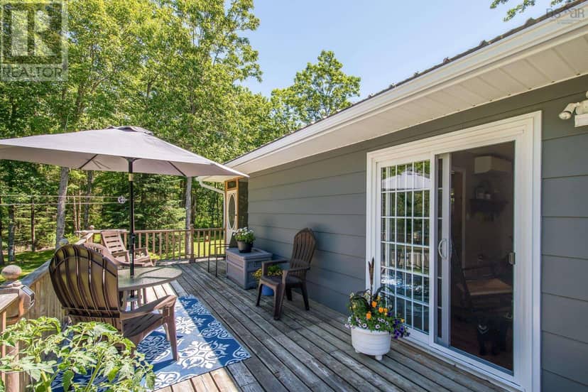 255 Virginia Road — photo 4 of 32