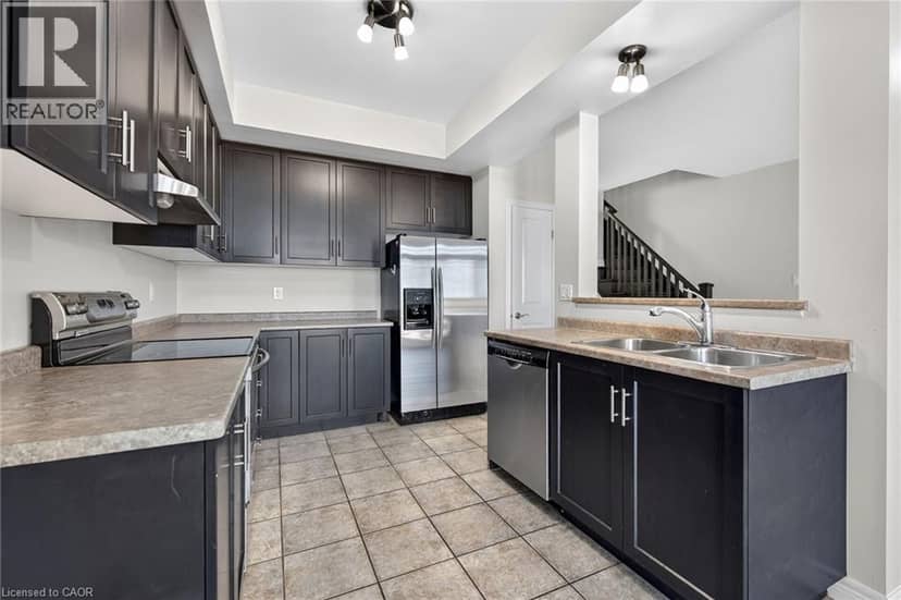 8 LAKELAWN Road Unit# 22 — photo 18 of 40
