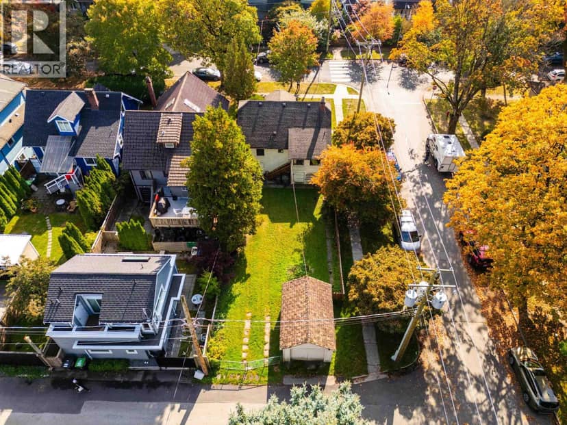 111 E 18TH AVENUE, Vancouver