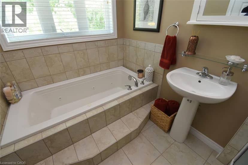 71 NAOMI Court — photo 23 of 40
