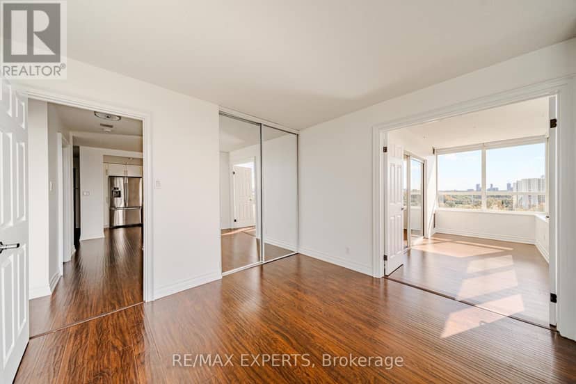 802 - 215 Wynford Drive — photo 26 of 40