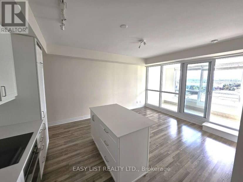 706 - 9075 Jane Street — photo 12 of 27