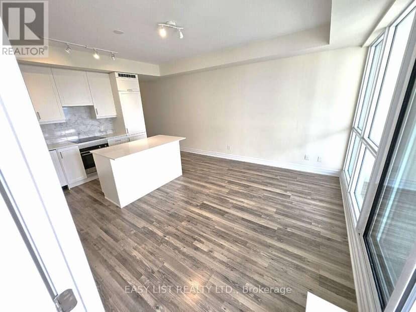 706 - 9075 Jane Street — photo 13 of 27