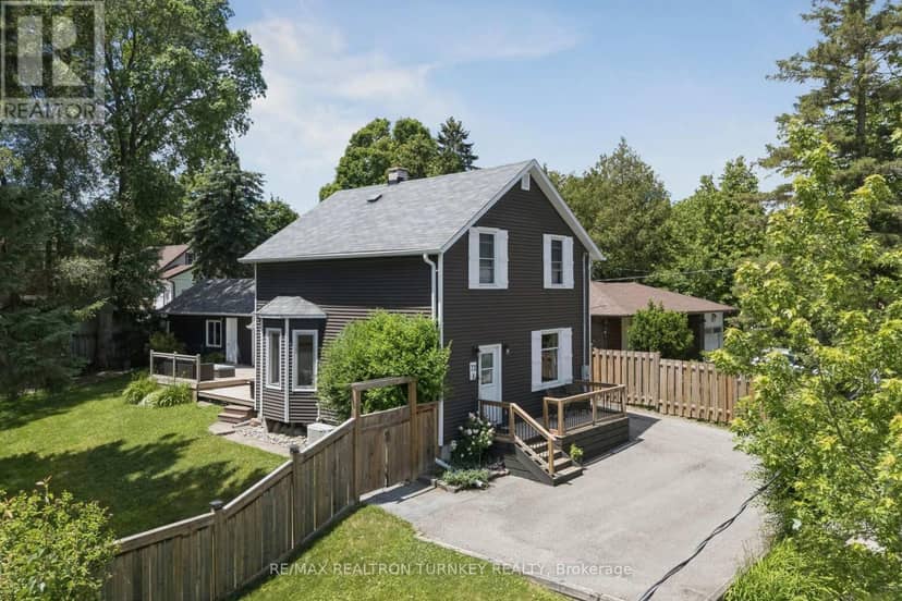 72 Vincent Street — photo 1 of 40
