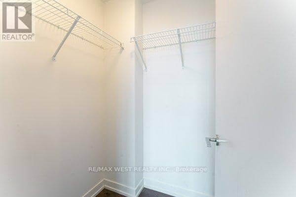 1207 - 270 Dufferin Street W — photo 23 of 31
