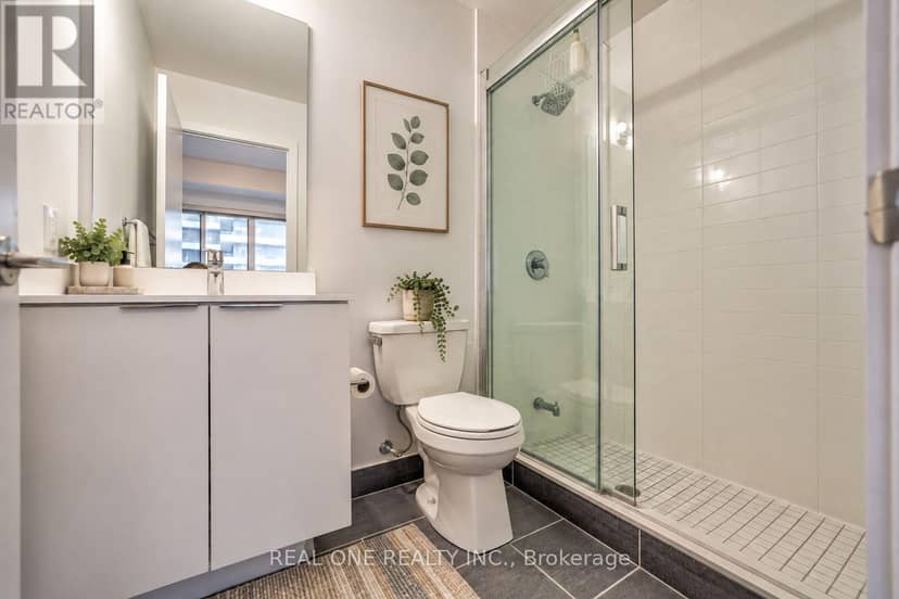 231 - 30 Shore Breeze Drive — photo 14 of 34
