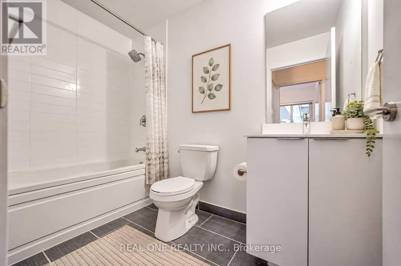 231 - 30 Shore Breeze Drive — photo 21 of 34