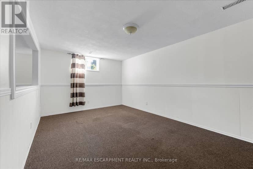 16 Crystal Court — photo 19 of 30