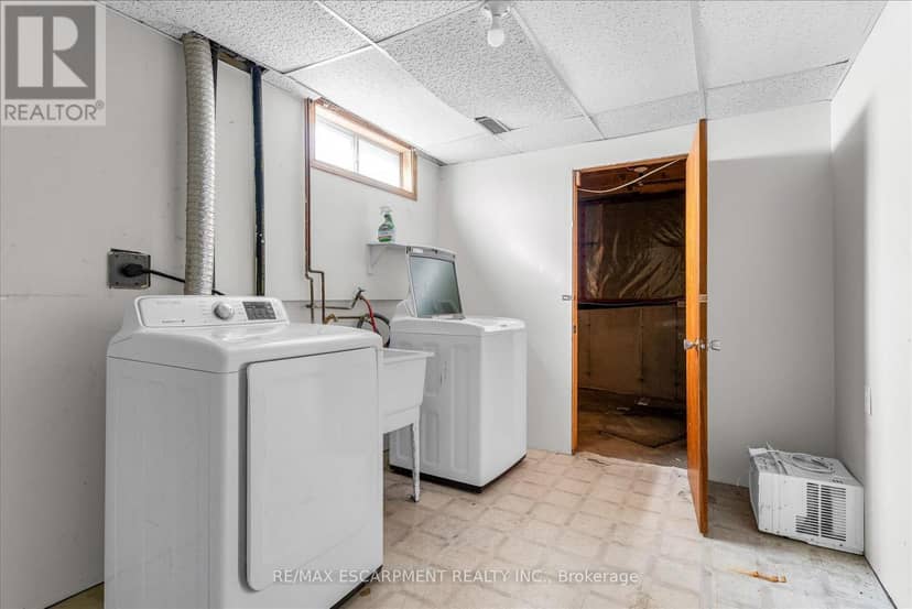 16 Crystal Court — photo 23 of 30