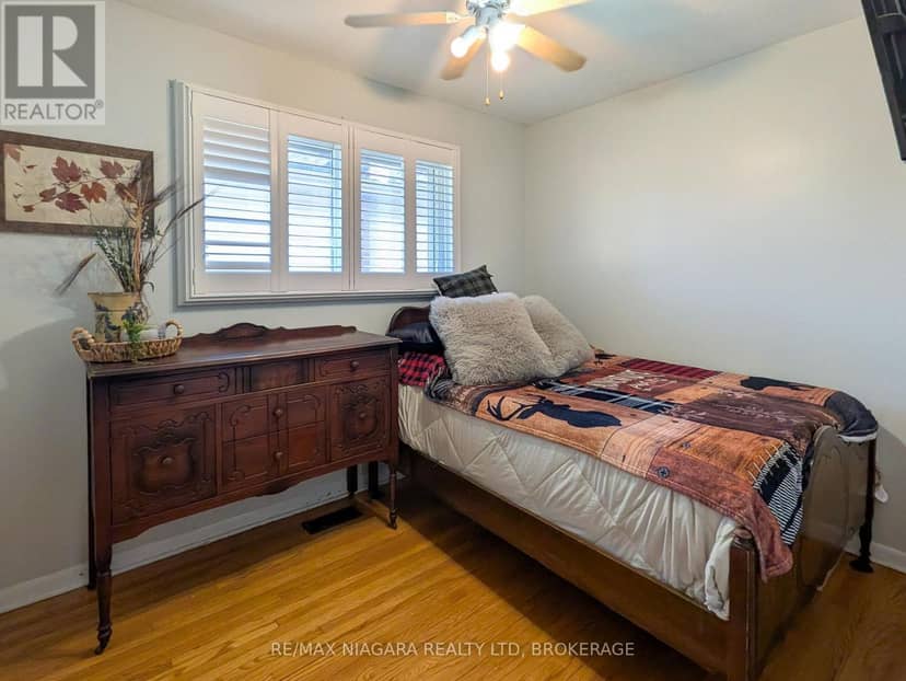 8610 Furlong Avenue — photo 11 of 23