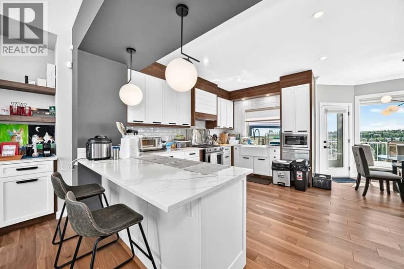 199 Hampstead Way NW — photo 11 of 40