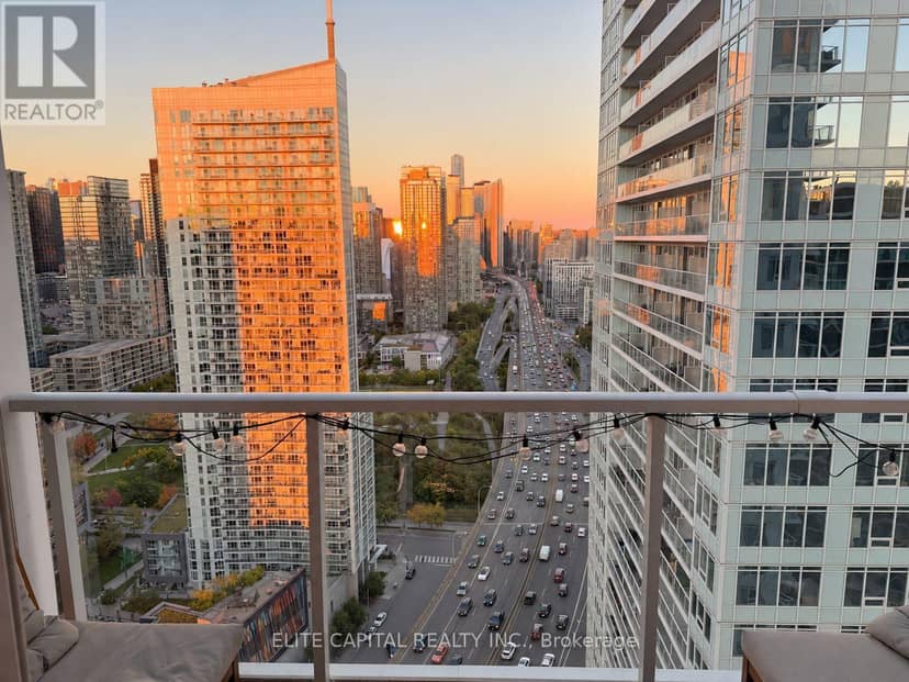 3607 - 19 Bathurst Street — photo 8 of 10