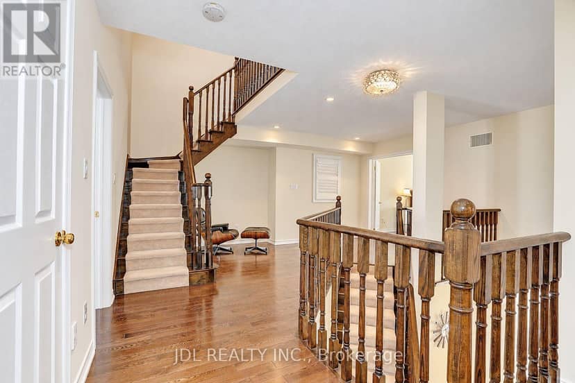 11 Herbert Wales Crescent — photo 26 of 40