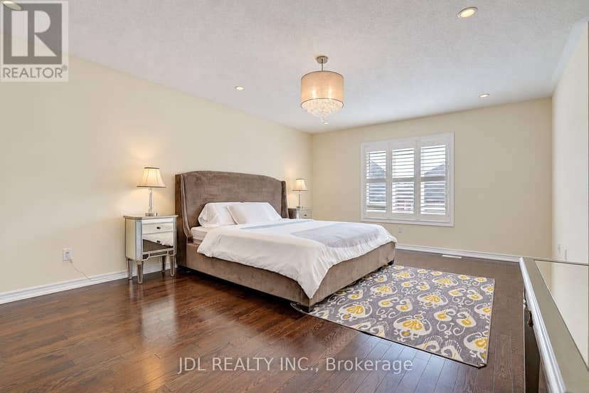 11 Herbert Wales Crescent — photo 29 of 40