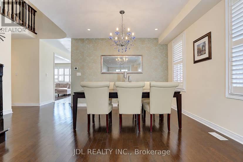 11 Herbert Wales Crescent, Markham, photo 7