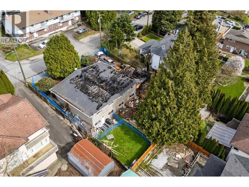 1114 HACHEY AVENUE, Coquitlam, photo 3
