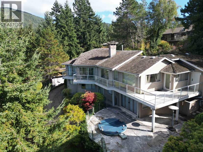 4764 WOODBURN ROAD, West Vancouver, photo 4