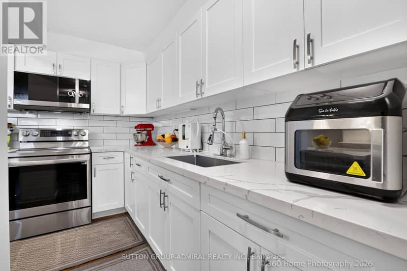 202 - 80 Grandravine Drive, Toronto, photo 5