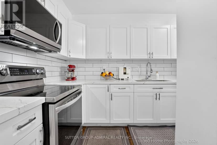 202 - 80 Grandravine Drive, Toronto, photo 6
