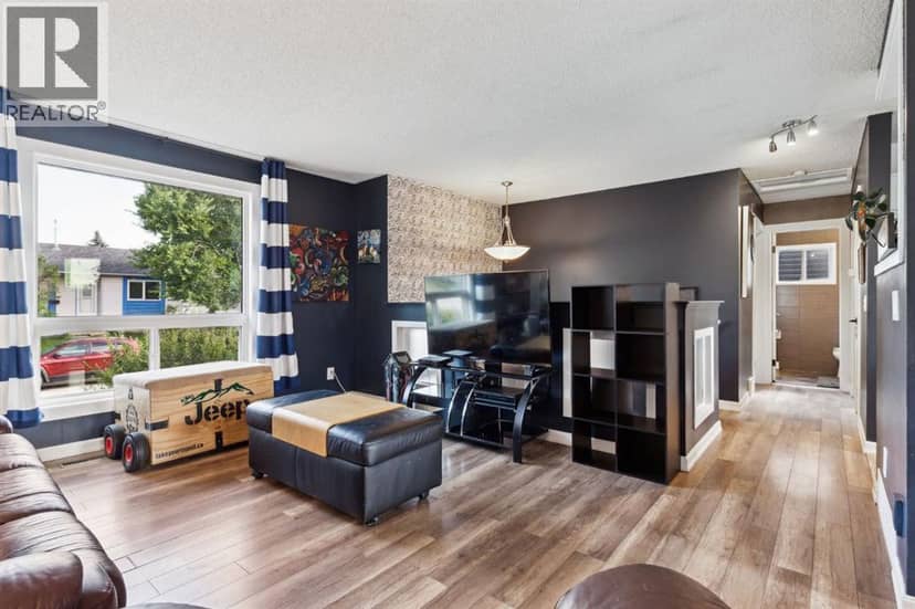 147 Falchurch Crescent NE, Calgary, photo 4