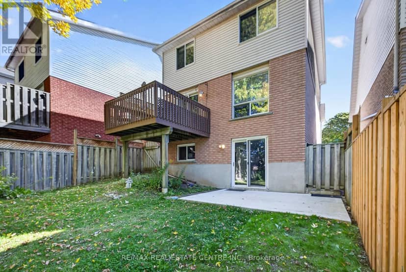 122 Moss Place — photo 38 of 40