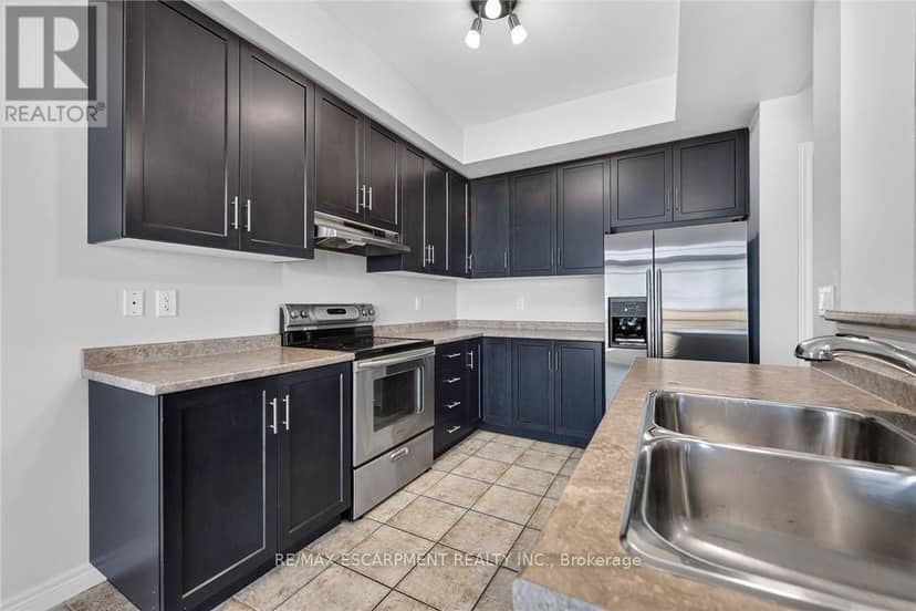 22 - 8 Lakelawn Road — photo 19 of 40