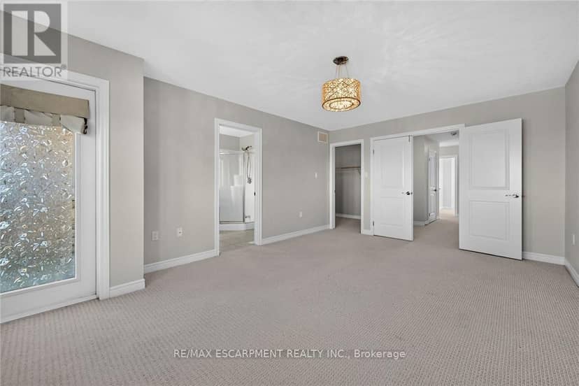 22 - 8 Lakelawn Road — photo 32 of 40