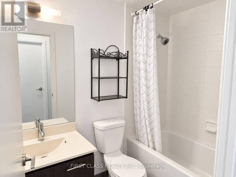 2216 - 135 Village Green Square — photo 16 of 18
