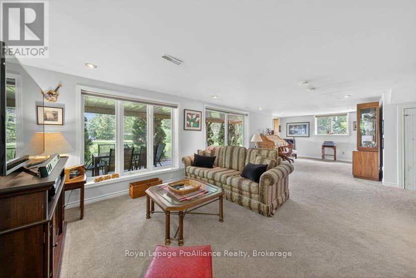 1401 Whites Road — photo 34 of 40