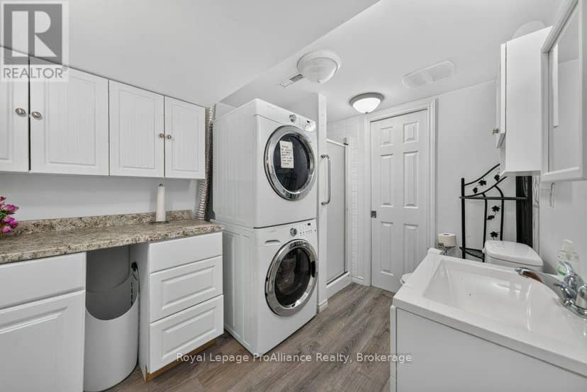 1401 Whites Road — photo 38 of 40