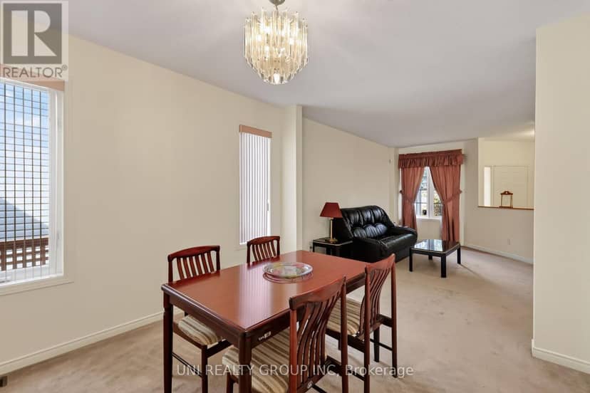 43 Crystal Park Crescent — photo 10 of 40