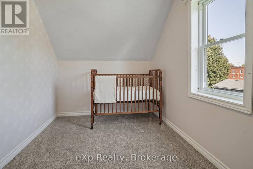44 Schade Street — photo 29 of 40