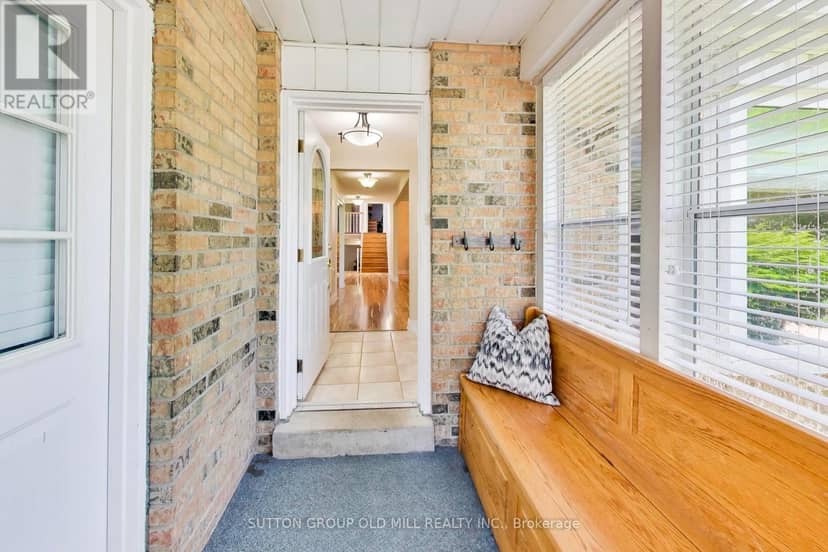 251 Chalfield Lane, Mississauga, photo 2