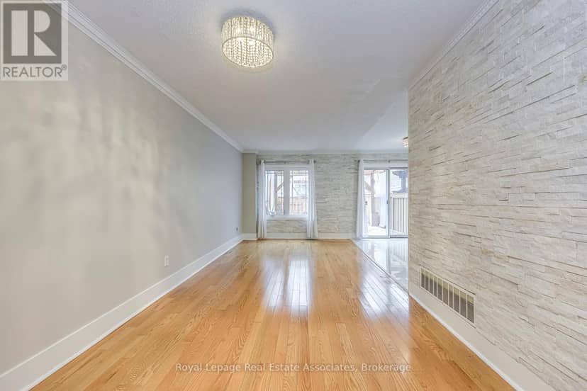 6978 Lisanne Court, Mississauga, photo 7