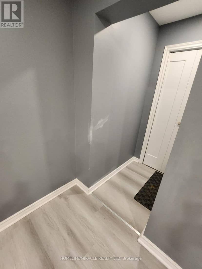 143 - 141 Park Avenue E — photo 10 of 11