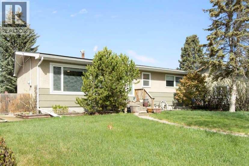 1622 Strathcona Street, Crossfield, photo 2