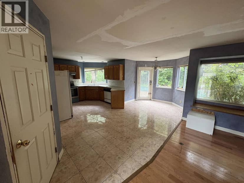 740 CLEARWATER WAY, Coquitlam, photo 6