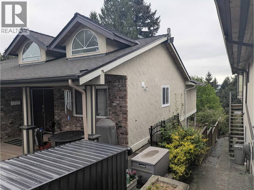 2532 ASHURST AVENUE, Coquitlam, photo 2