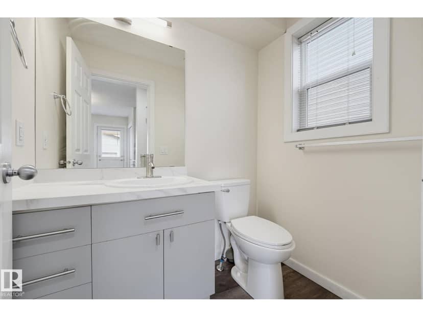 17 Vista — photo 14 of 37