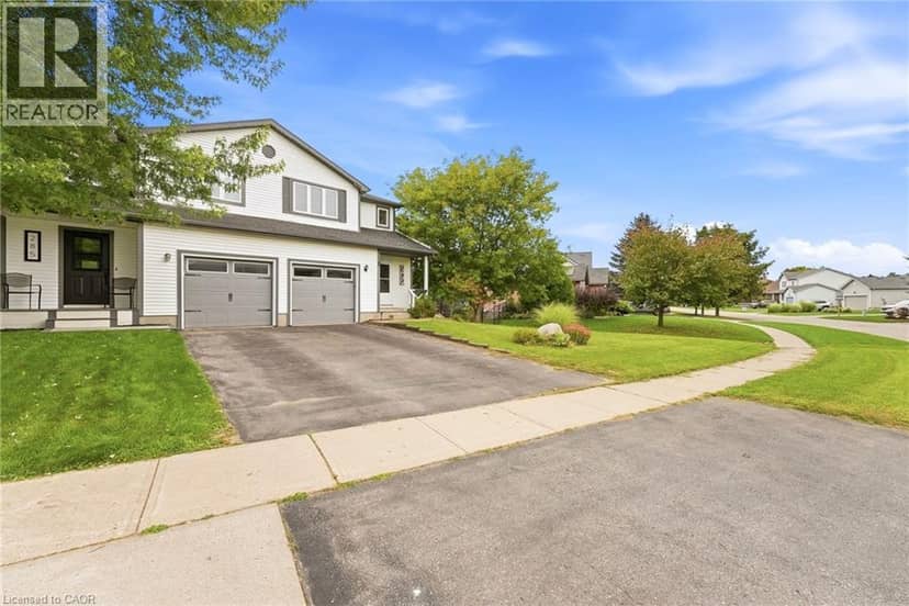 283 FENNEL Street, Plattsville, photo 2