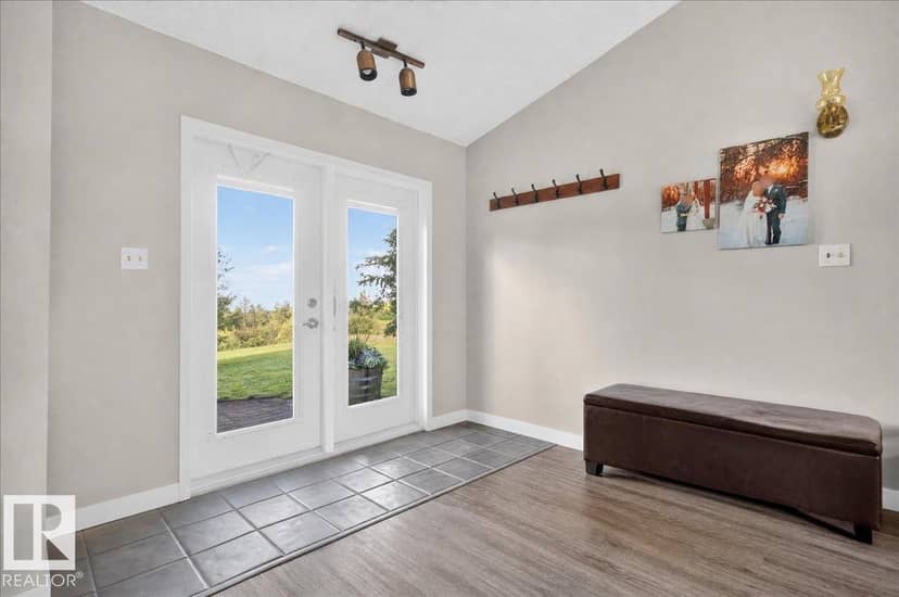 543069 Range Road 191 — photo 23 of 40