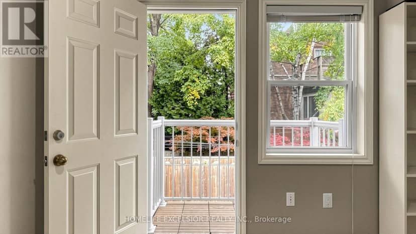250 Shuter Street — photo 34 of 40