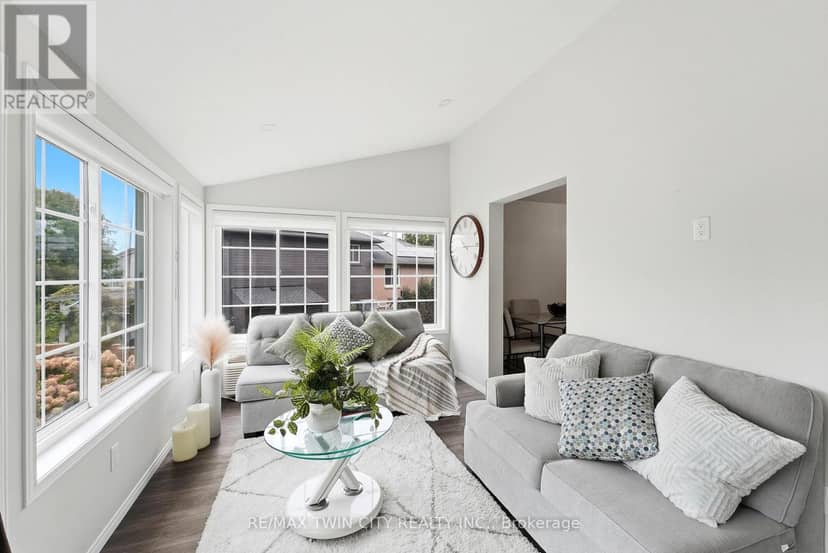 283 Fennel Street — photo 10 of 39